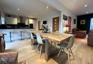 Photo 15- click for photo gallery